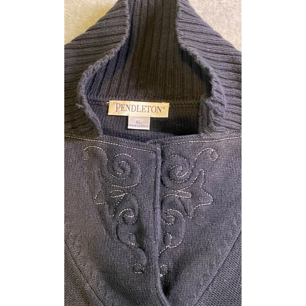 Pendleton Size Xl Women's Button Front Long Sleev… - image 4